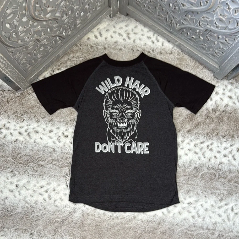 Halloween Wolfman shirt boys size 8 Wild Hair Don’t Care trick or treat werewolf